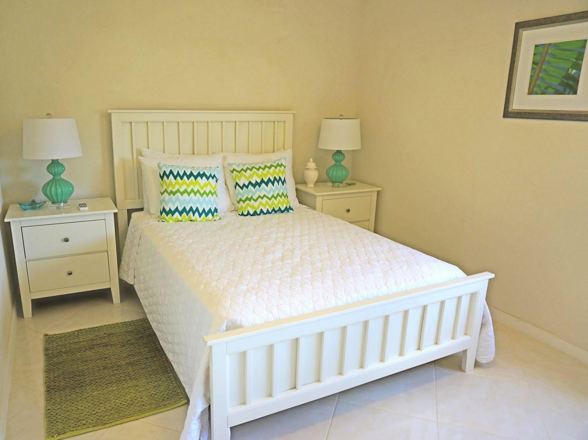 Lantana Resort Barbados By Island Villas Сейнт Джеймс Екстериор снимка