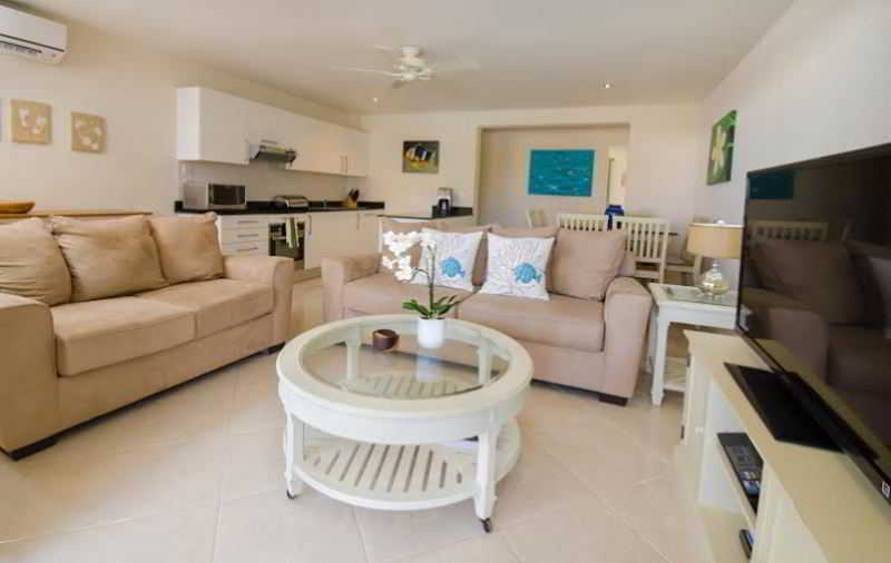 Lantana Resort Barbados By Island Villas Сейнт Джеймс Екстериор снимка